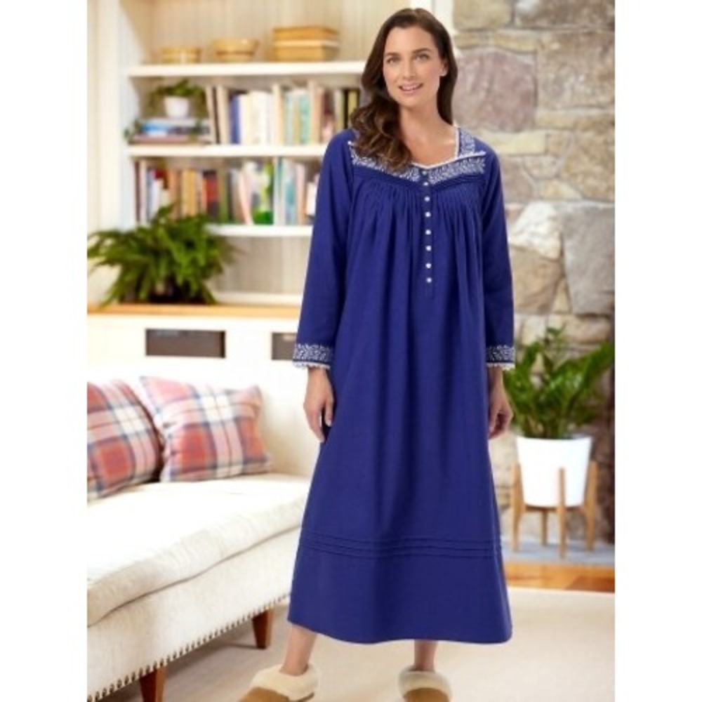 Eileen West Fairy Tale Flannel Nightgown Blue Embroidered Lace Cotton XS 50887